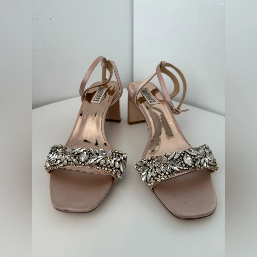 NWOT Badgley Mischka Clara Embellished Satin Cocktail Sandals Size 9